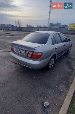 Седан Nissan Almera 2003 в Днепре