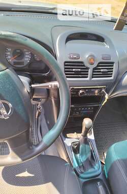 Седан Nissan Almera 2007 в Чернигове