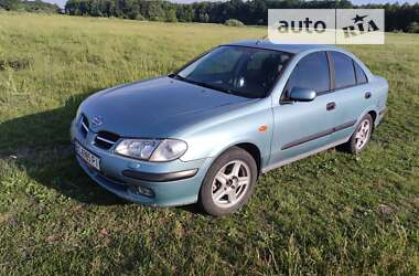 Седан Nissan Almera 2002 в Червонограді