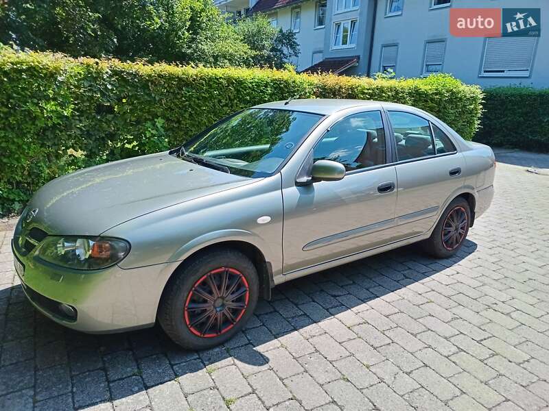 Седан Nissan Almera 2005 в Сумах