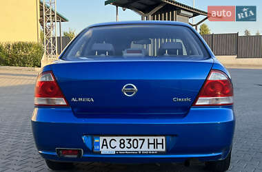 Седан Nissan Almera 2006 в Луцке