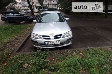 Хетчбек Nissan Almera 2000 в Дніпрі