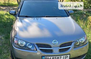 Седан Nissan Almera 2004 в Подільську