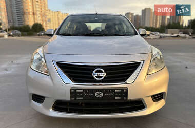 Nissan Almera 2012