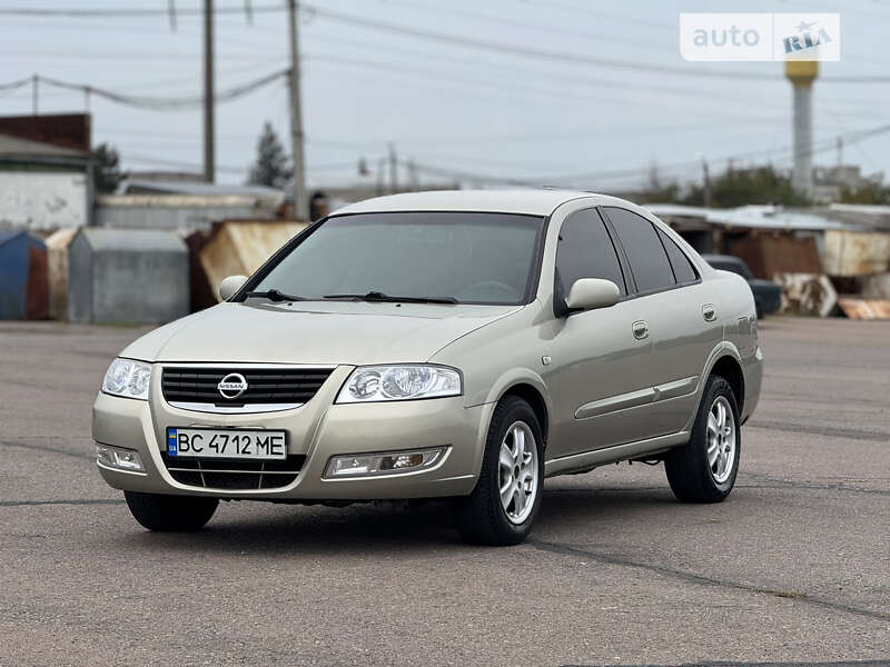 Седан Nissan Almera 2006 в Ужгороде