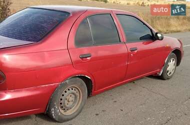 Седан Nissan Almera 1995 в Харькове