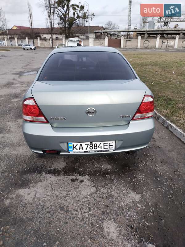 Седан Nissan Almera 2008 в Києві