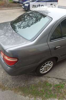 Седан Nissan Almera 2003 в Хмельницком