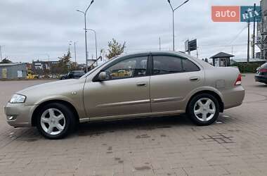 Седан Nissan Almera 2010 в Киеве