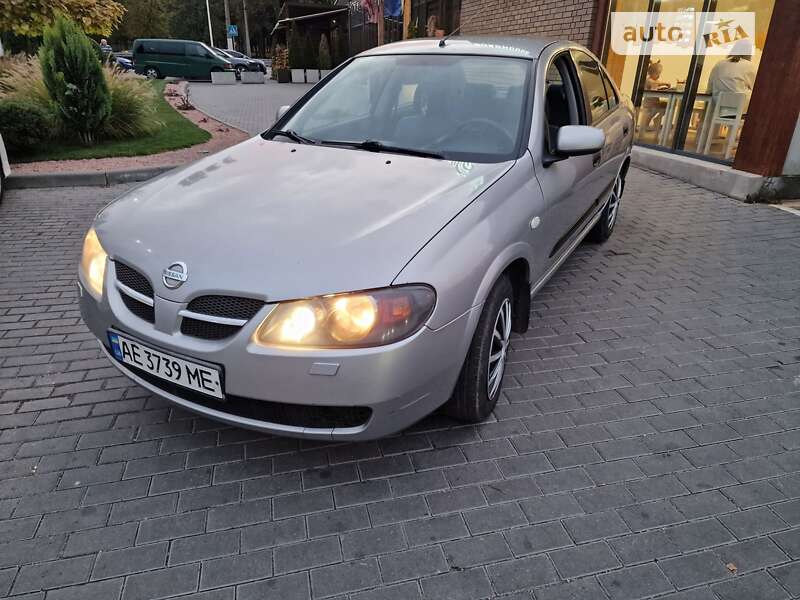 Седан Nissan Almera 2006 в Дніпрі