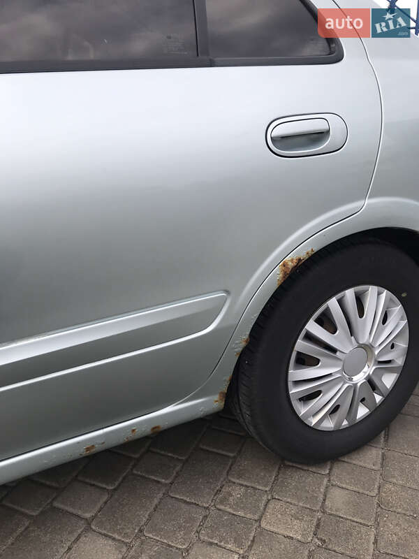 Седан Nissan Almera 2007 в Харькове