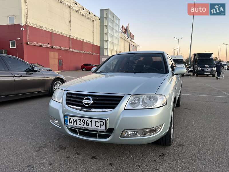 Nissan Almera 2006