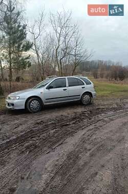 Хетчбек Nissan Almera 1996 в Теофіполі