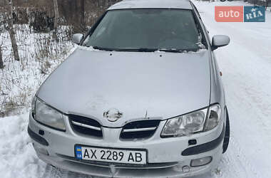 Седан Nissan Almera 2001 в Харькове