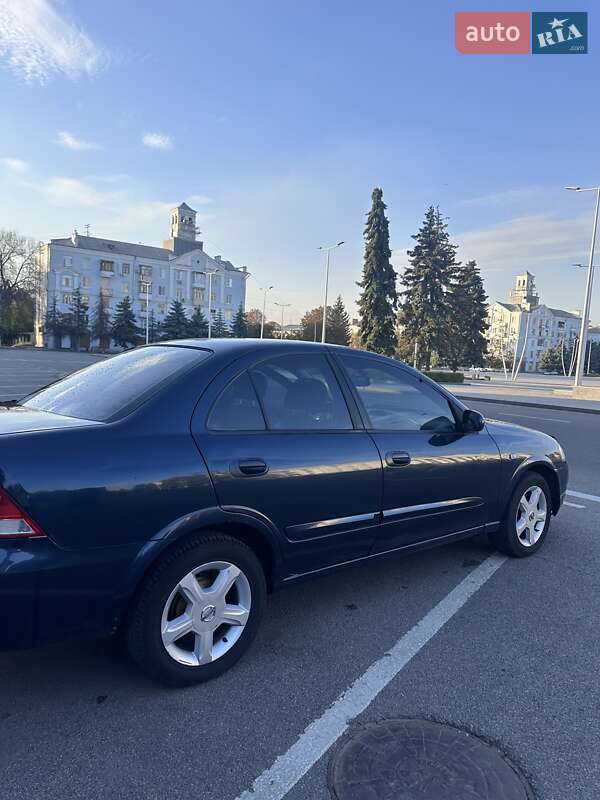 Седан Nissan Almera 2007 в Краматорську