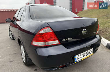 Седан Nissan Almera 2011 в Киеве