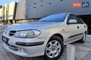 Седан Nissan Almera 2001 в Києві