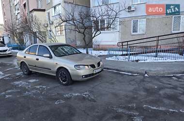 Седан Nissan Almera 2003 в Києві