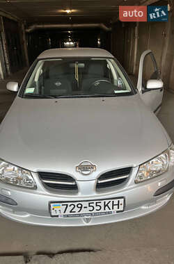 Седан Nissan Almera 2002 в Києві