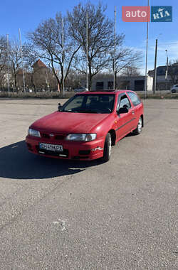 Хетчбек Nissan Almera 1996 в Одесі