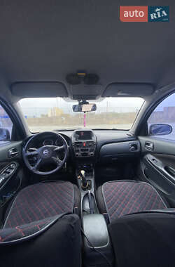 Седан Nissan Almera 2005 в 