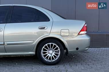 Седан Nissan Almera 2011 в 