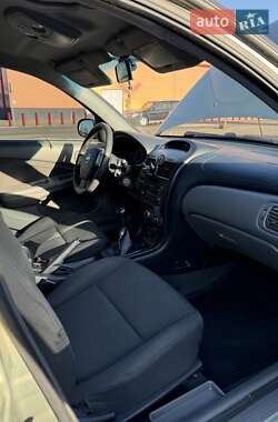 Седан Nissan Almera 2010 в 