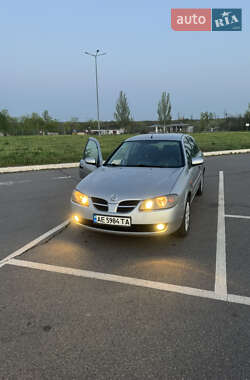 Хэтчбек Nissan Almera 2004 в Кривом Роге