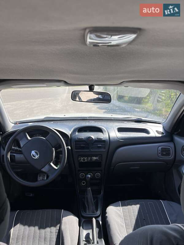 Седан Nissan Almera 2011 в Киеве фото 5 Седан Nissan Almera 2011 в Киеве