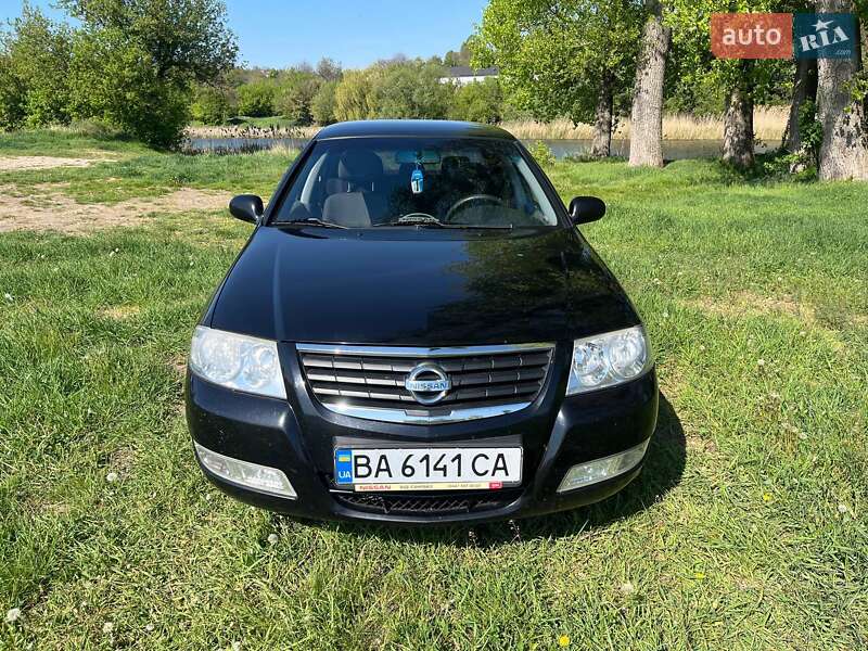 Седан Nissan Almera 2008 в 