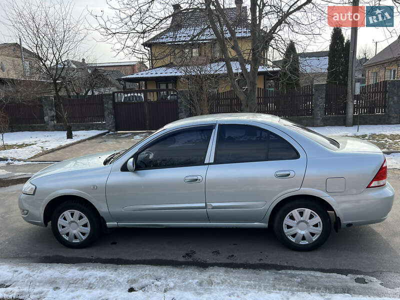 Седан Nissan Almera 2007 в Києві