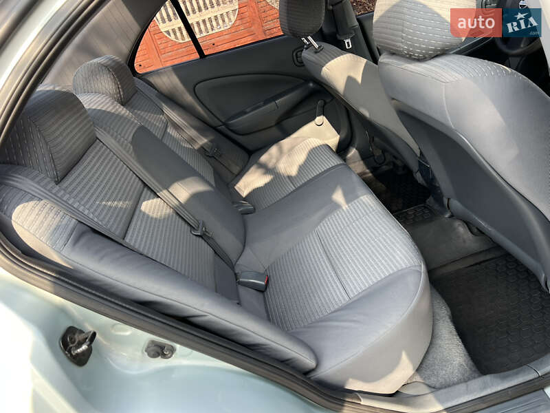 Седан Nissan Almera 2007 в Києві