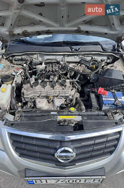 Седан Nissan Almera 2012 в 