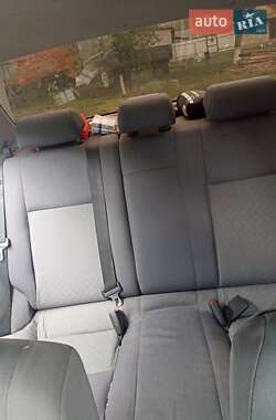 Седан Nissan Almera 2004 в 