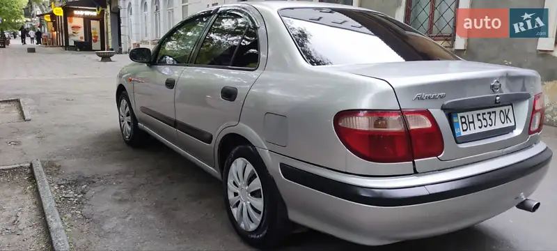 Nissan Almera 2004
