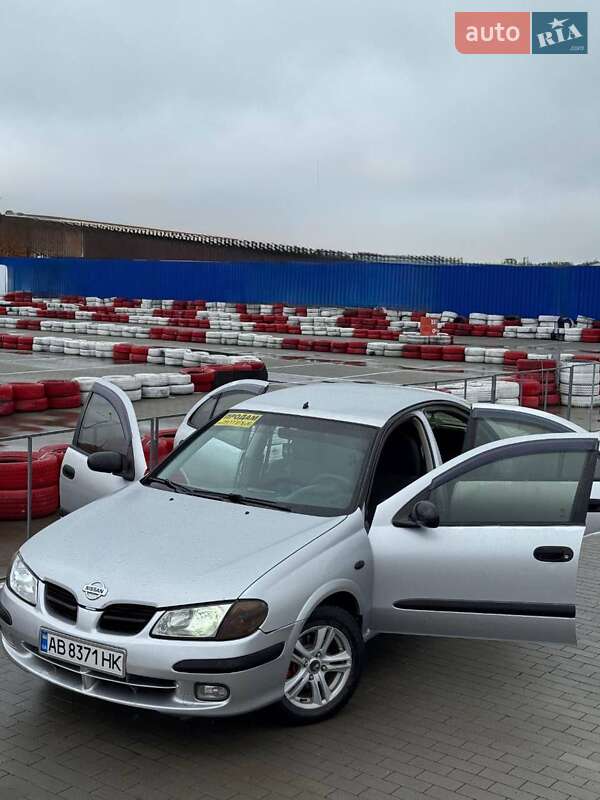 Седан Nissan Almera 2002 в Вінниці