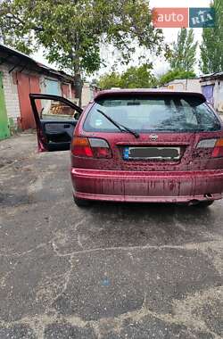 Хетчбек Nissan Almera 1997 в 