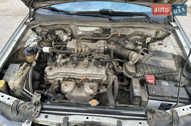 Седан Nissan Almera 2003 в 