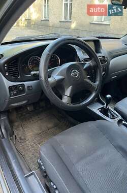 Седан Nissan Almera 2006 в 