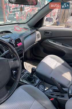 Седан Nissan Almera 2011 в 