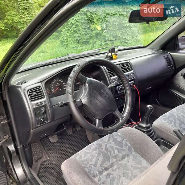 Седан Nissan Almera 1997 в Вишневом
