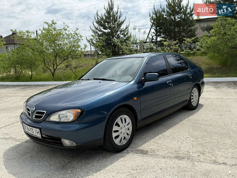 Седан Nissan Almera 2000 в 