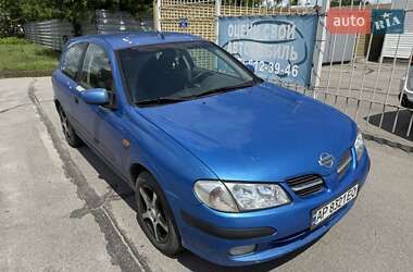 Хетчбек Nissan Almera 2002 в Запоріжжі