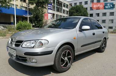 Седан Nissan Almera 2001 в Днепре