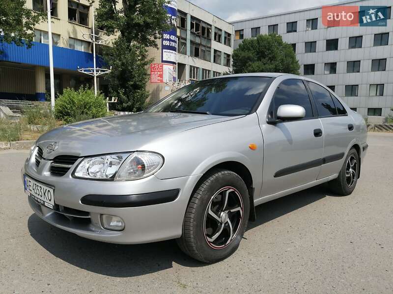 Седан Nissan Almera 2001 в Днепре