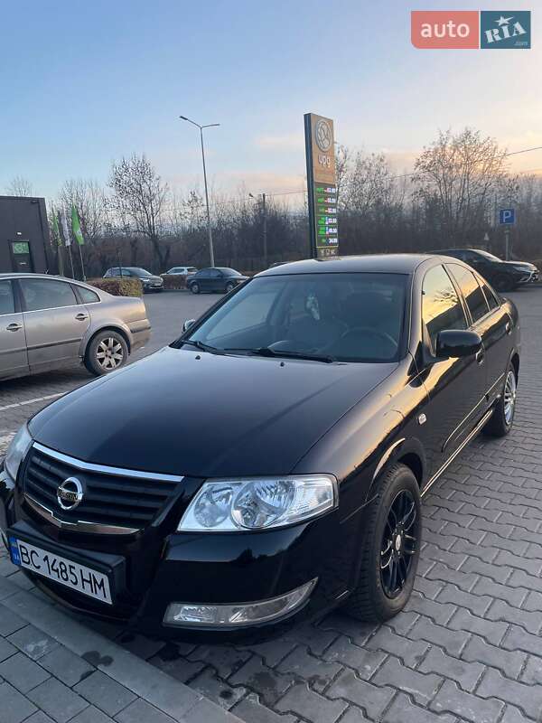 Nissan Almera 2010