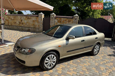 Седан Nissan Almera 2004 в Каменском