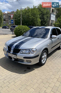 Хэтчбек Nissan Almera 2000 в Виннице