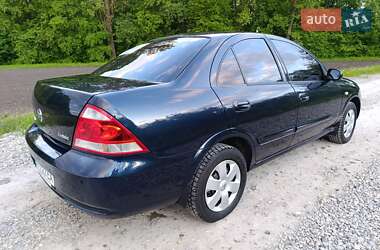 Седан Nissan Almera 2012 в 