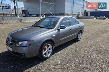 Седан Nissan Almera 2005 в Белогородке